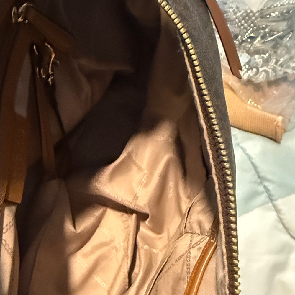 Michael Kors Two-Tone Shoulder Bag - Picture 3 of 10